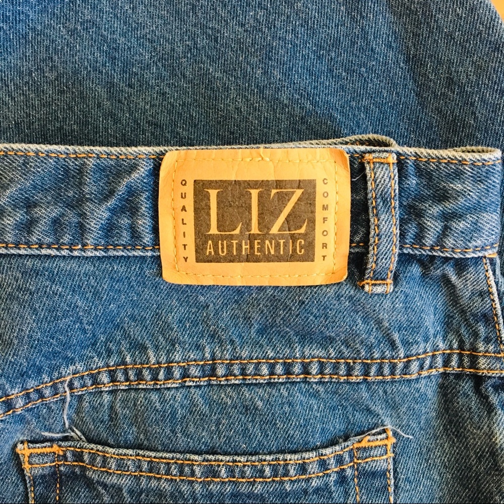 90s Vintage High Rise Mom Jeans Tapered Leg